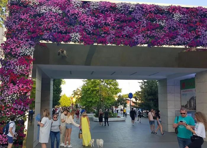 Arcadia- Gagarin Plaza 5/2 * Odessa