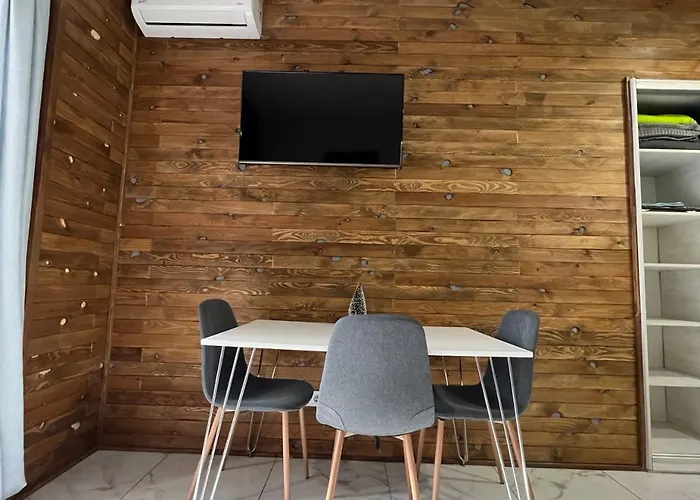 Arcadia- Gagarin Plaza 5/2 Apartament